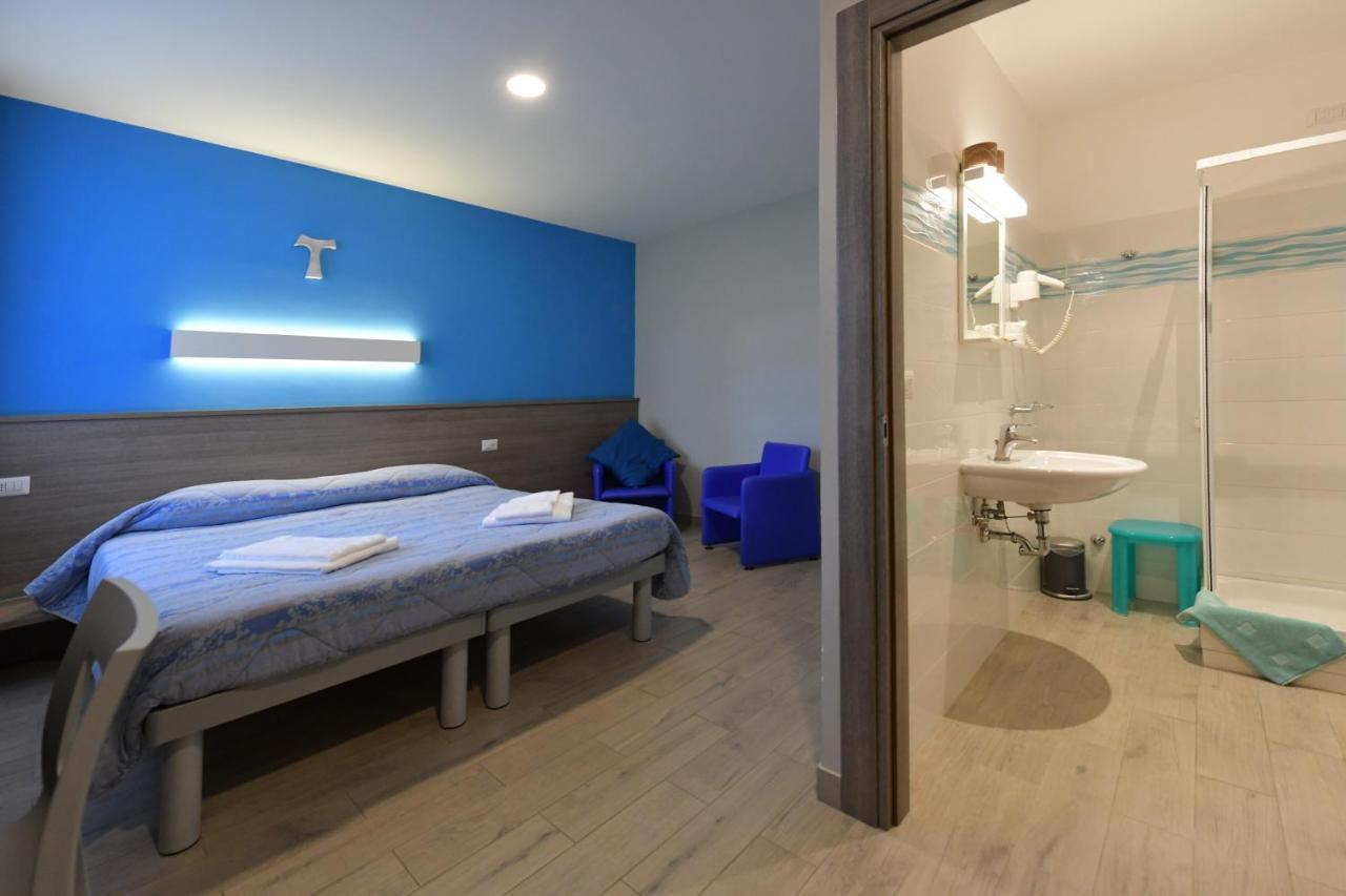Serafico Guesthouse โรม ภายนอก รูปภาพ