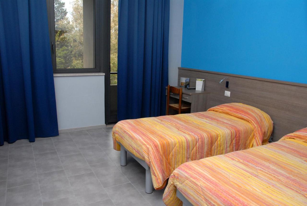 Serafico Guesthouse โรม ภายนอก รูปภาพ
