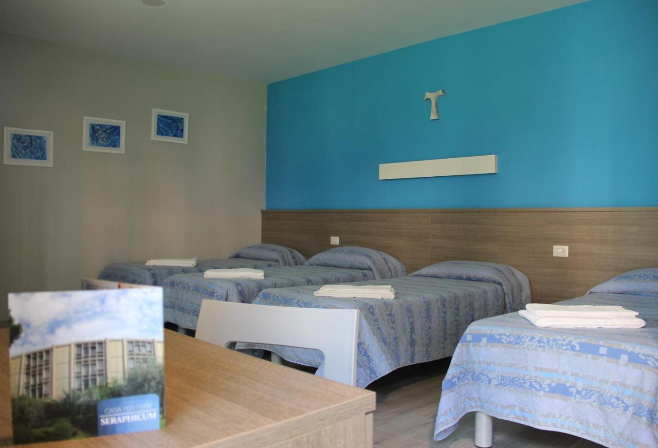 Serafico Guesthouse โรม ภายนอก รูปภาพ